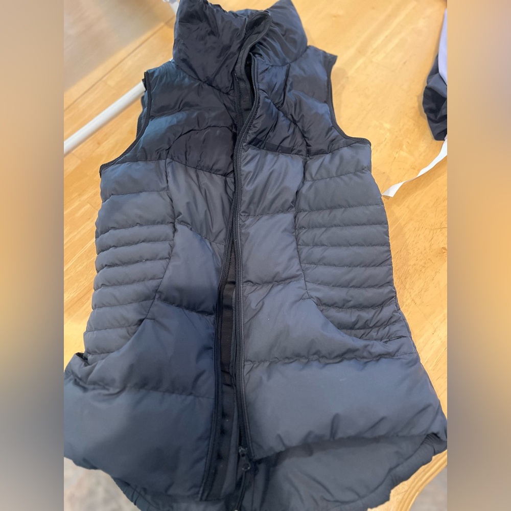 Black Puffer Vest Lulu lemon